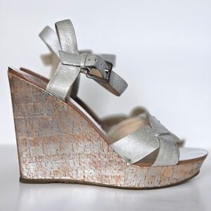 MK AMBER metallic silver wedge strappy shoes 10M